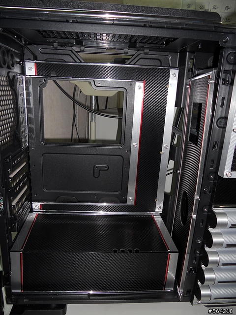 Thermaltake LeveL 10GT 炫光改裝 (圖多)