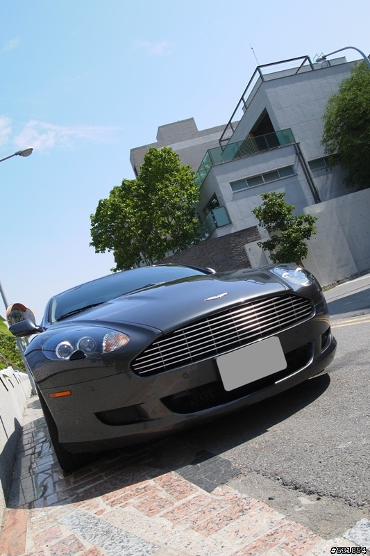 台南 - 英倫超跑 DB9