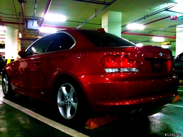 遇見BMW  128i   (附圖)