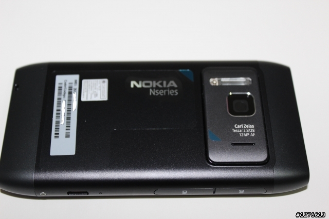 2011年 5月21日 NOKIA N8 開箱