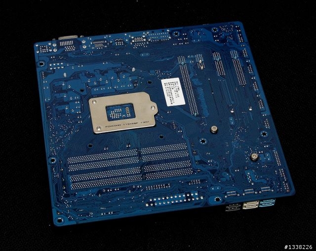 [分享] 揮別P67換Z68MX-UD2H-B3，愛妻二代機重生(補Virtu、Quick Sync Video體驗)