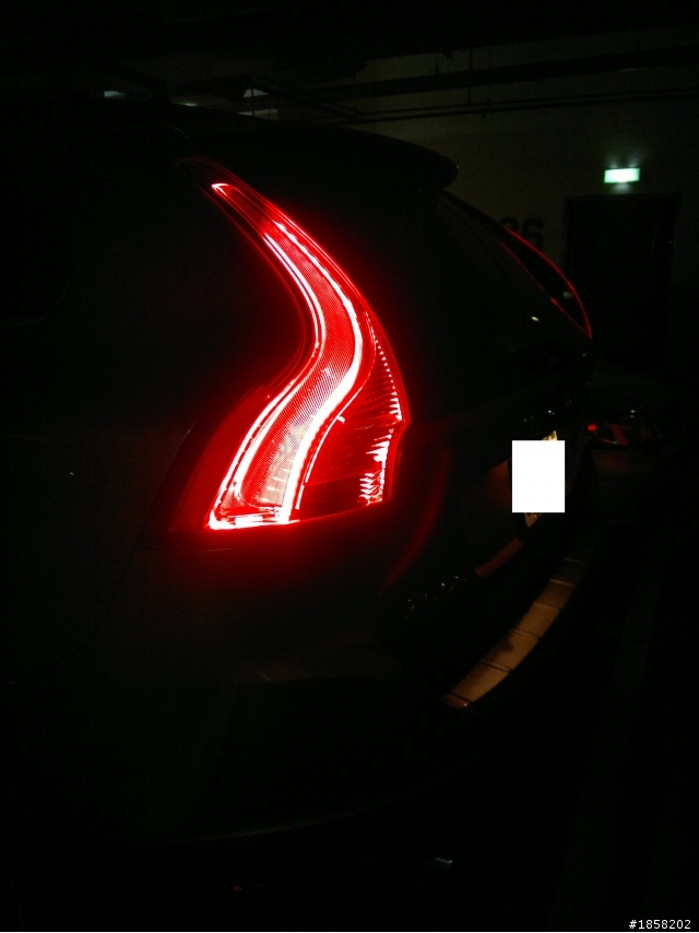 XC60T5旗艦版(咖啡棕)遲來的開箱~