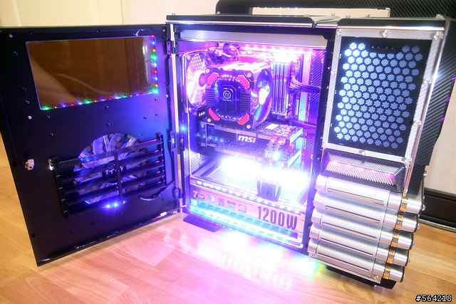 Thermaltake LeveL 10GT 炫光改裝 (圖多)