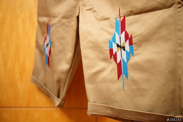 【西西分享】"遠住閩"穿搭---民俗風刺繡圖騰單品
