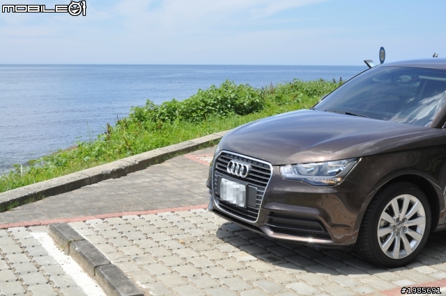 性感出風口 + 海天一色  Audi A1