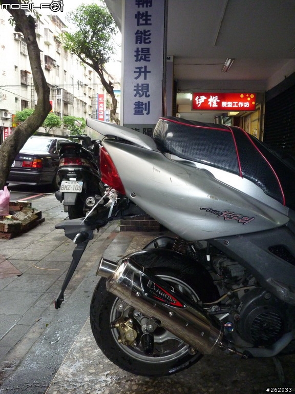 [分享]就是要海尼根...咦？不是啦，就是要與眾不同！有重機fu的RS21...