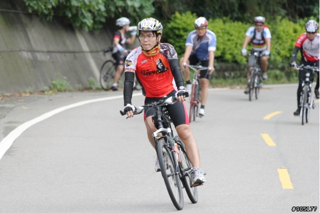 羅馬公路相片七百多張(台七線16.5k處，8:10~9:00)