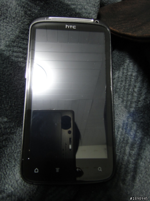 HTC Sensation 到手囉!!! (最不專業的開箱文 因為第一次發還不太會用 )