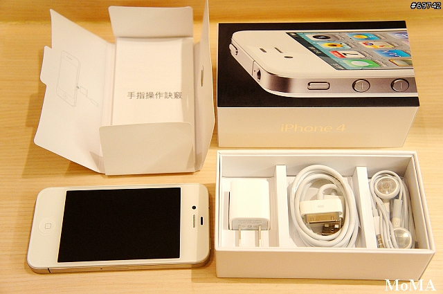 [MoMo桑分享] 我和我的白色iPhone 4 :  )