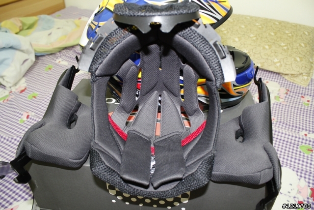 【開箱】C/P值極高的日系選手帽 OGK FF-5V AKIYOSHI