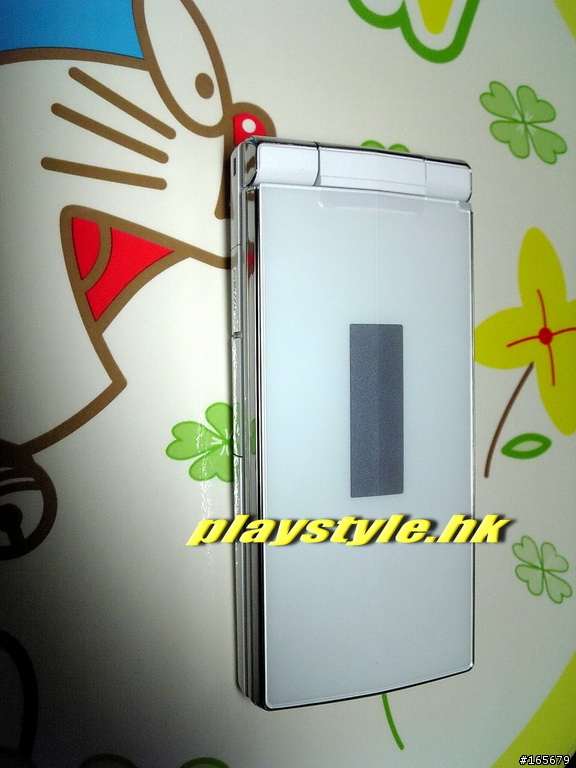 最新軟解扭脖子日機(docomo SH-10C) 裸眼3D+1610萬CCD+機面邊框來電閃燈=亮麗登場