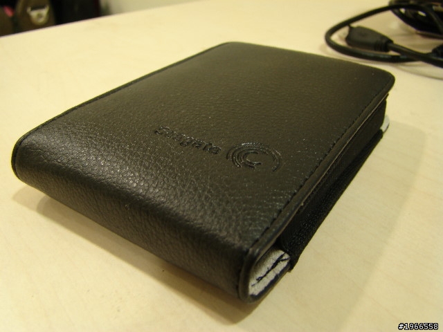 [開箱] Seagate GoFlex Pro 750G