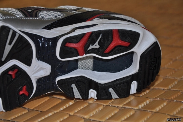 MIZUNO Wave Rider 14慢跑鞋+1