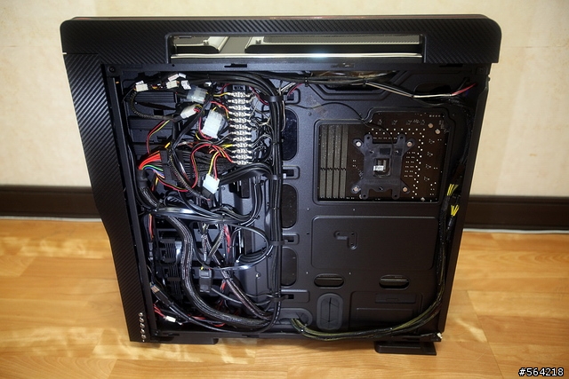Thermaltake LeveL 10GT 炫光改裝 (圖多)