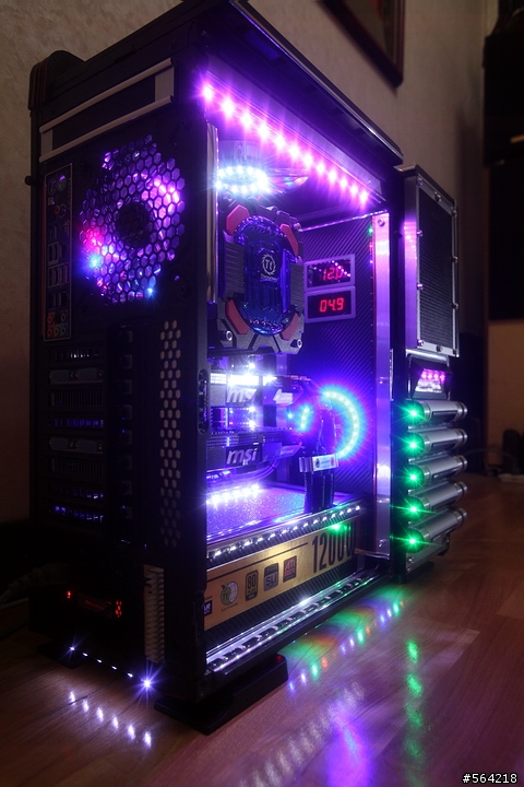 Thermaltake LeveL 10GT 炫光改裝 (圖多)