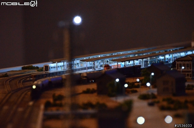 【補充】高雄臨海線動態火車模型展夜間及音效行駛影片