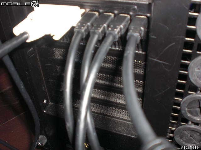 ASUS HD 6990 多螢幕無法延展 怎麼辦? [6/21更新]