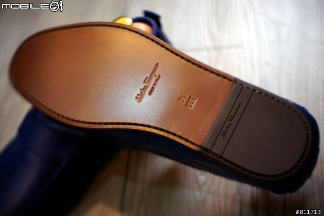 [開車鞋] Ferragamo 藍色小羊鞋