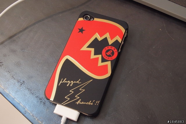【分享 】agnès b sport Iphone4 case
