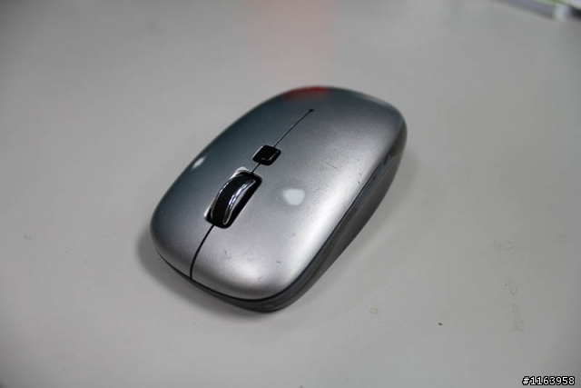 [開箱]Logitech Anywhere Mouse M905 不專業開箱 6/23新增送修回來的滑鼠