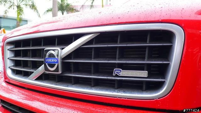 VOLVO出的消防車  要賣了  全台唯一的R式樣類消防旗艦大車