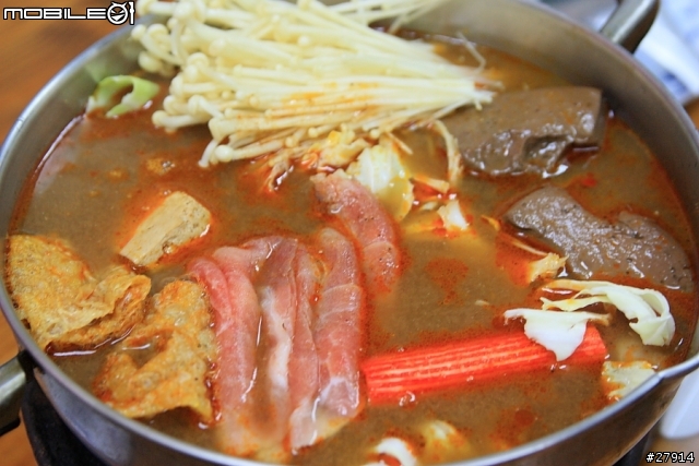[景點] 一不小心就路過的羊肉爐- 京都羊肉