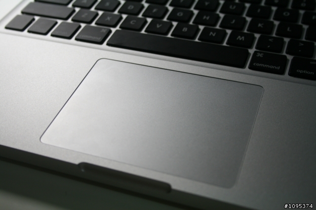 [開箱]還是選擇咬了一口蘋果 2011 Apple Macebook Pro 13"
