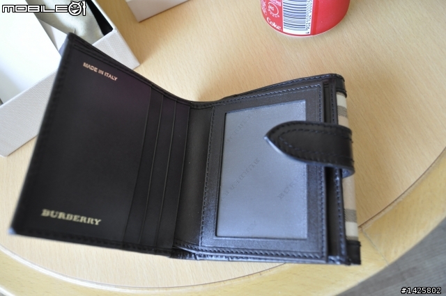 [開箱]BURBERRY經典戰馬紋女用皮夾
