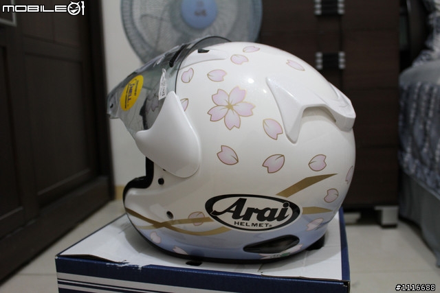 開箱文之ARAI MZ-F 限量SAKURA