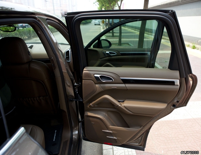 2011 Porsche cayenne 3.0T (大陸版)