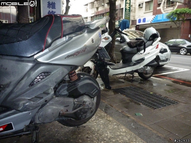 [分享]就是要海尼根...咦？不是啦，就是要與眾不同！有重機fu的RS21...