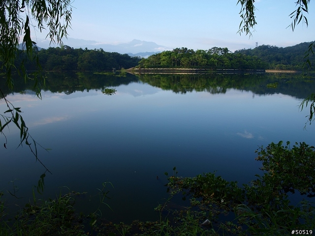 峨嵋湖