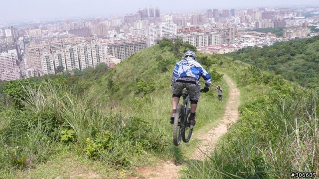 100年桃園縣縣長盃登山車賽照片