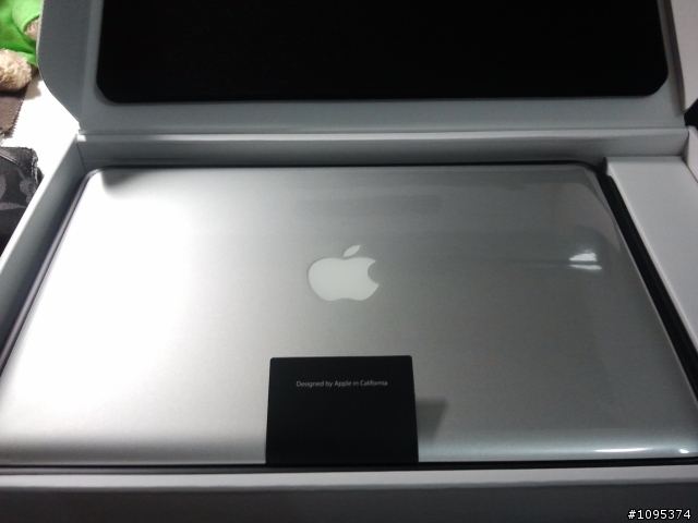 [開箱]還是選擇咬了一口蘋果 2011 Apple Macebook Pro 13"