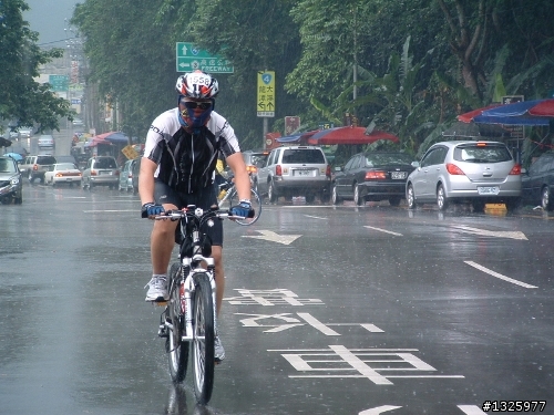 2011  0611 滿天星羅馬公路挑戰隨手拍請自行取用！