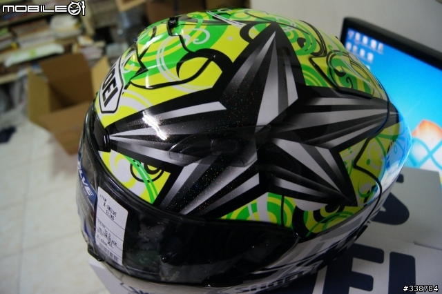 [開箱] SHOEI X-TWELVE ELIAS 可愛小楊桃