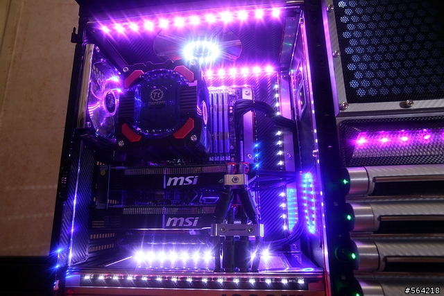 Thermaltake LeveL 10GT 炫光改裝 (圖多)