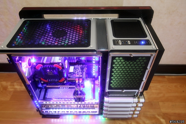 Thermaltake LeveL 10GT 炫光改裝 (圖多)