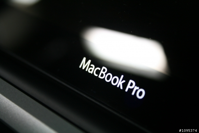 [開箱]還是選擇咬了一口蘋果 2011 Apple Macebook Pro 13"