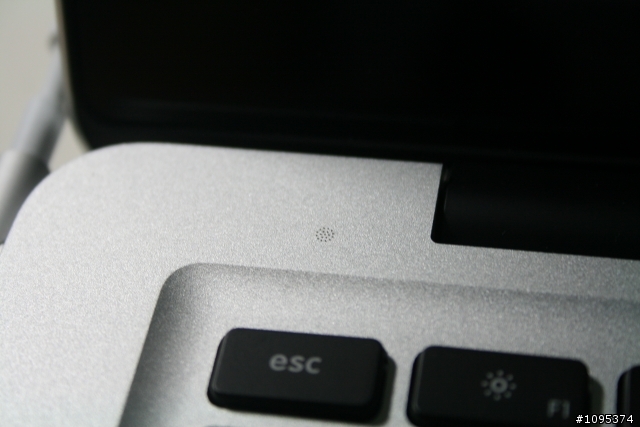 [開箱]還是選擇咬了一口蘋果 2011 Apple Macebook Pro 13"