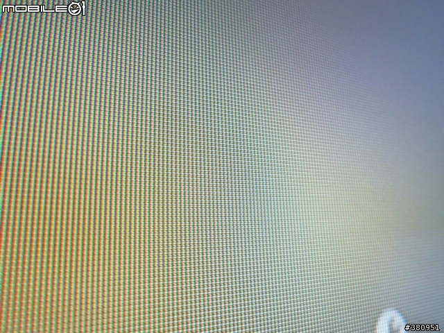[分享] 液晶電視面板雜質入侵怎麼辦? 自己動手拆吧
