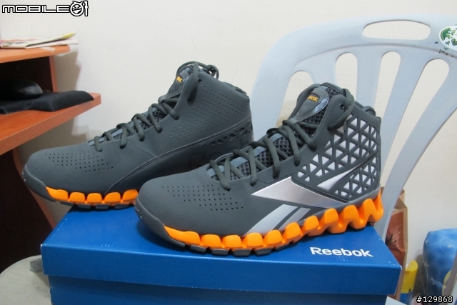 Reebok!好久不見，Zig nano慢跑鞋 & Zig slash籃球鞋 開箱!