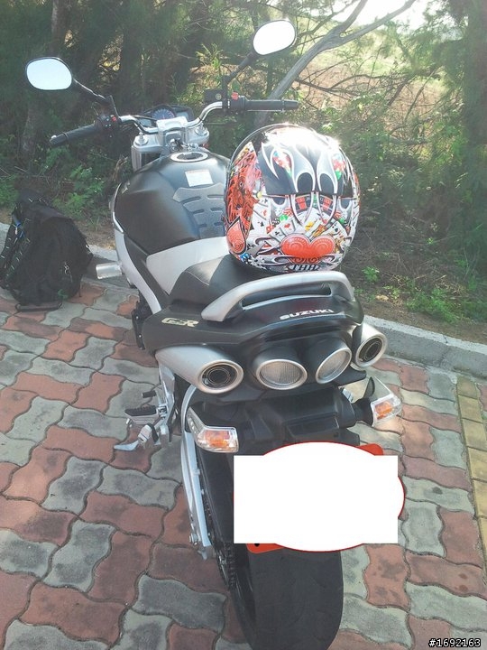 哈搂~我的大玩具~(GSR600開箱文)