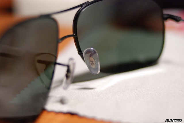 買到Ray Ban的鏡王.