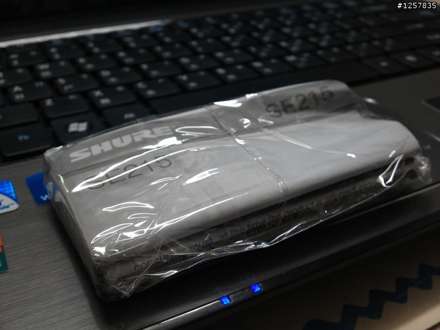 等了許久的SHURE SE215終於來了，開箱文奉上！