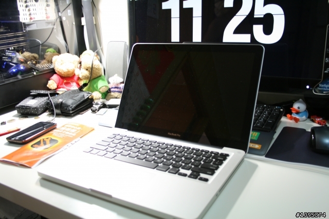 [開箱]還是選擇咬了一口蘋果 2011 Apple Macebook Pro 13"