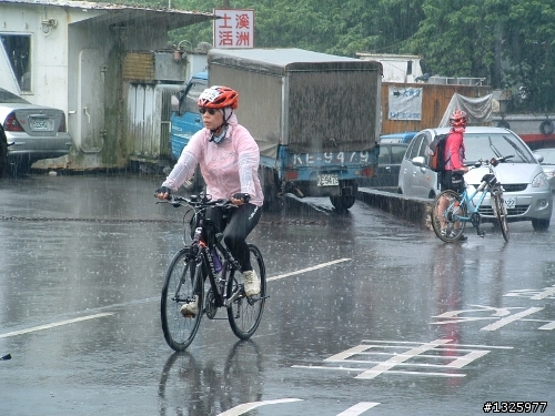 2011  0611 滿天星羅馬公路挑戰隨手拍請自行取用！