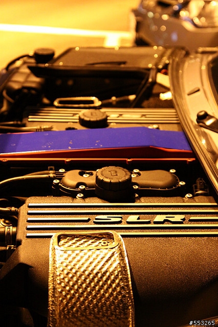 我也來開個箱 Mercedes McLaren SLR Roadster
