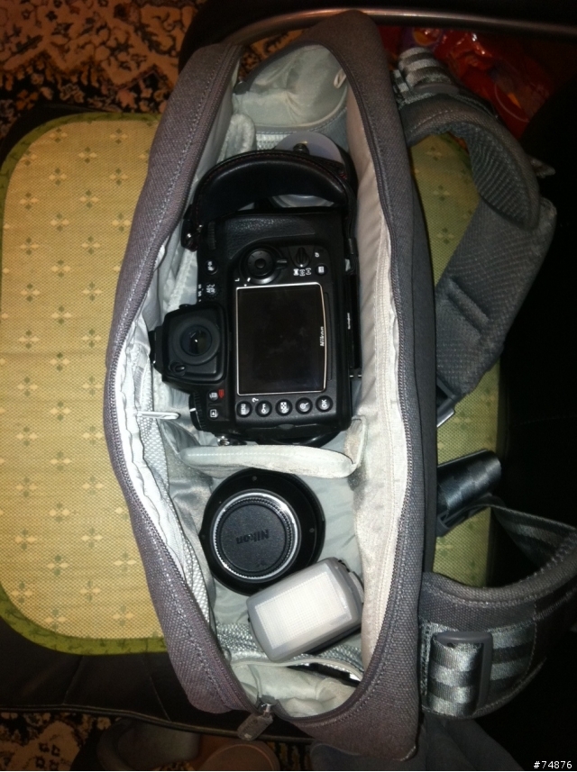 攝影包推薦～Incase ari marcopoulos camera bag