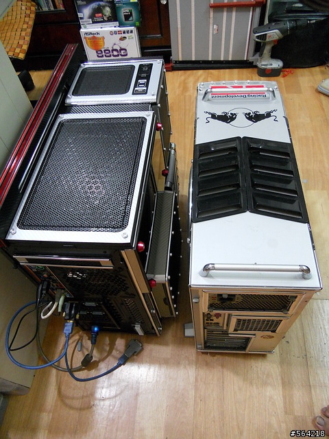 Thermaltake LeveL 10GT 炫光改裝 (圖多)